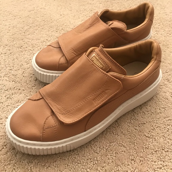 Puma Shoes - Puma Velcro Tan Shoes
